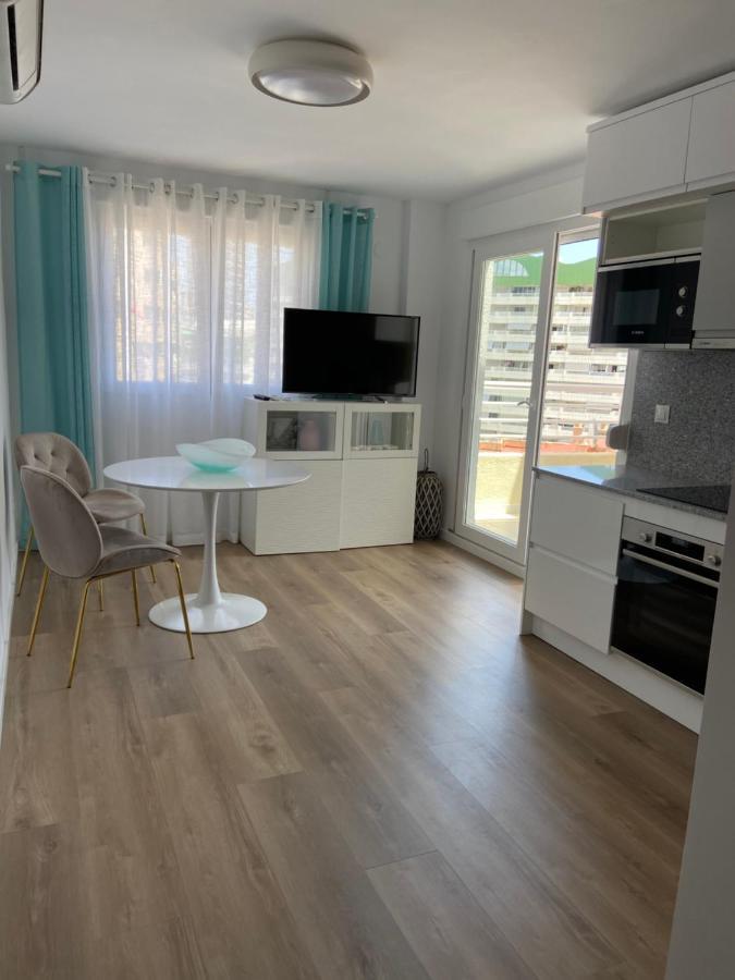 Relaxing Modern Beachfront Apartment - Amazing Sea View Calpe Exteriör bild